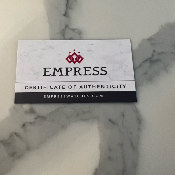 Women's Watch - Picture 7 of 9